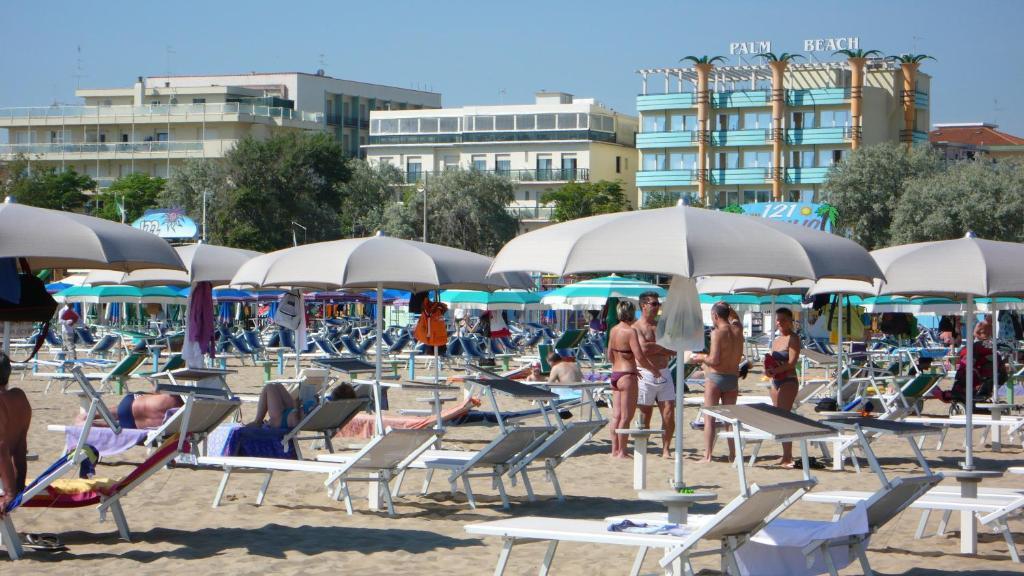Hotel Vistamare Rivazzurra Di Rimini Kültér fotó